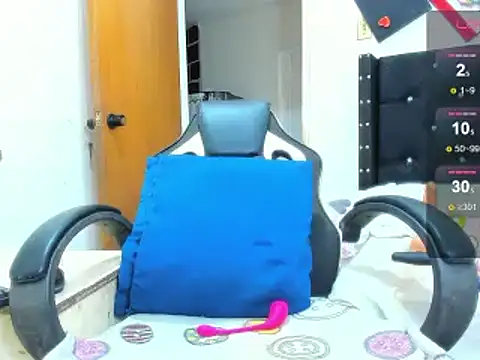 ebonnylatinx online show from March 5, 2025, 10:32 pm