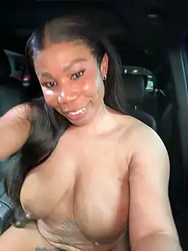 Snapshot of Belle___ chatting on December 8, 2024, 3:43 am Belle online show from December 8, 2024, 3:43 am