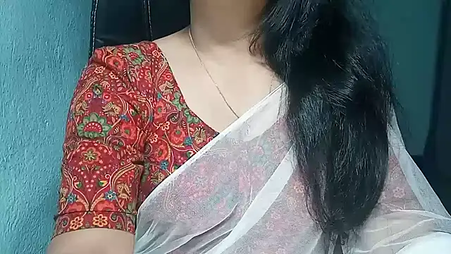 Snapshot of YourModhu chatting on March 19, 2025, 6:01 pm YourModhu online show from March 19, 2025, 6:01 pm