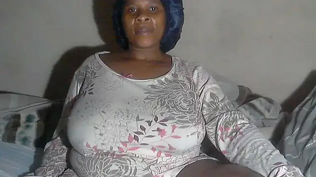 Snapshot of Choco-Coco10 chatting on October 11, 2025, 1:16 am Choco-Coco10 online show from October 11, 2025, 1:16 am