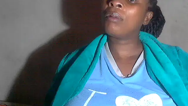 Snapshot of Choco-Coco10 chatting on November 17, 2025, 4:40 am Choco-Coco10 online show from November 17, 2025, 4:40 am