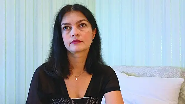  Lily  online show from November 13, 2025, 6:56 am