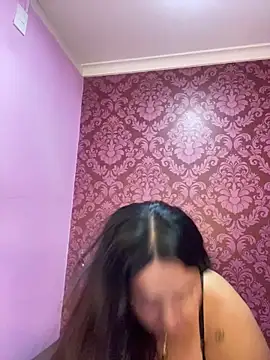 juliana diaz online show from December 14, 2025, 11:15 am