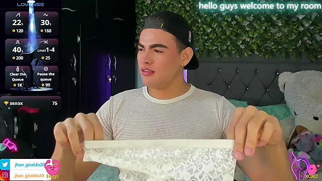 kamii 22 online show from February 6, 2025, 2:37 pm