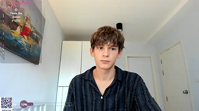 MiracleCam online show from November 8, 2025, 2:34 am