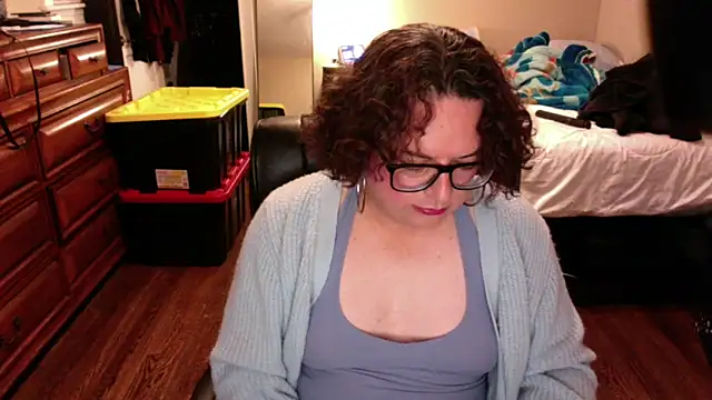 Snapshot of SelenaVianca chatting on December 1, 2025, 2:27 am SelenaVianca online show from December 1, 2025, 2:27 am