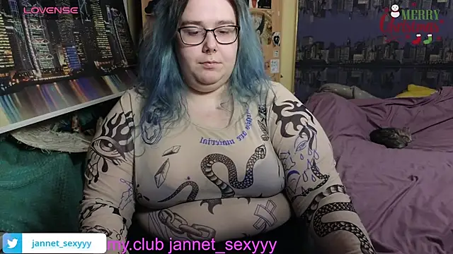 JannetPie online show from January 13, 2026, 1:11 am