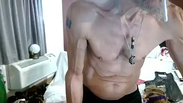 mycock2474u online show from November 15, 2025, 11:10 pm