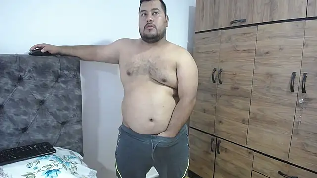 santi hothot online show from September 13, 2025, 7:02 pm