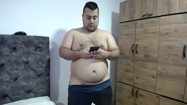 santi hothot online show from November 19, 2025, 7:58 pm