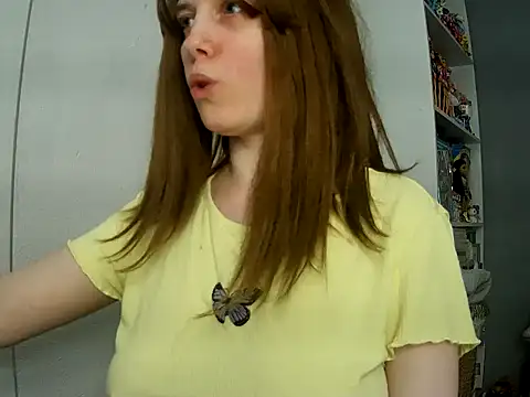 Snapshot of BellaRaim chatting on April 16, 2026, 2:18 pm BellaRaim online show from April 16, 2026, 2:18 pm