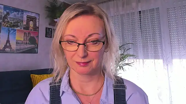 Snapshot of vanessa_chat chatting on March 2, 2026, 2:24 pm vanessa chat online show from March 2, 2026, 2:24 pm