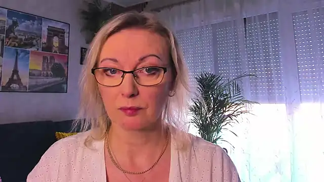 Snapshot of vanessa_chat chatting on March 5, 2026, 2:13 pm vanessa chat online show from March 5, 2026, 2:13 pm