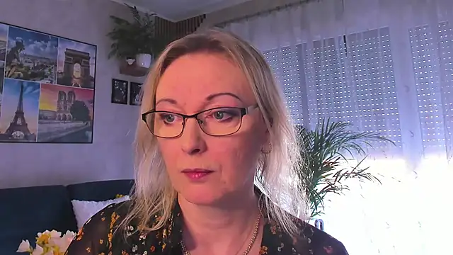 Snapshot of vanessa_chat chatting on April 7, 2026, 1:22 pm vanessa chat online show from April 7, 2026, 1:22 pm