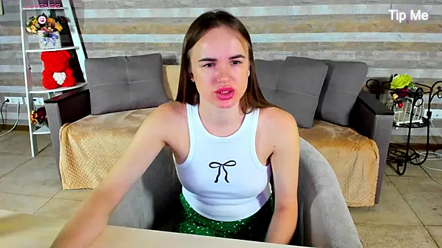 SusanSmit online show from October 30, 2025, 7:03 pm