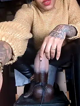 Snapshot of DarkDea chatting on December 20, 2024, 9:17 pm DarkDea online show from December 20, 2024, 9:17 pm