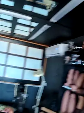 Snapshot of DarkDea chatting on September 8, 2025, 3:33 pm DarkDea online show from September 8, 2025, 3:33 pm