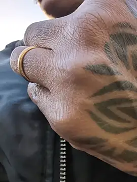 Snapshot of DarkDea chatting on November 16, 2025, 2:00 pm DarkDea online show from November 16, 2025, 2:00 pm