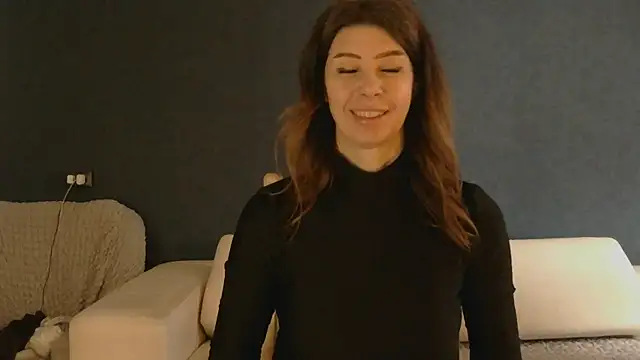 WhiteQueen888 online show from March 8, 2026, 7:23 am