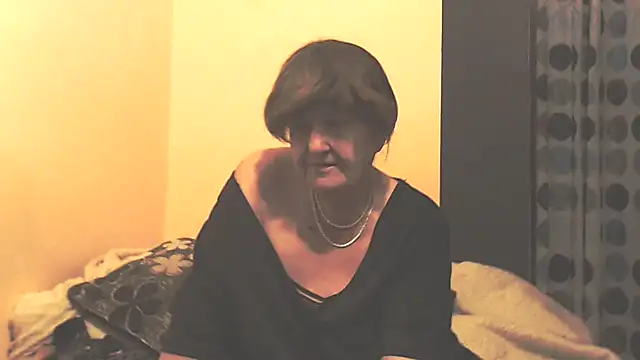 MioritaHard online show from November 19, 2025, 9:59 pm