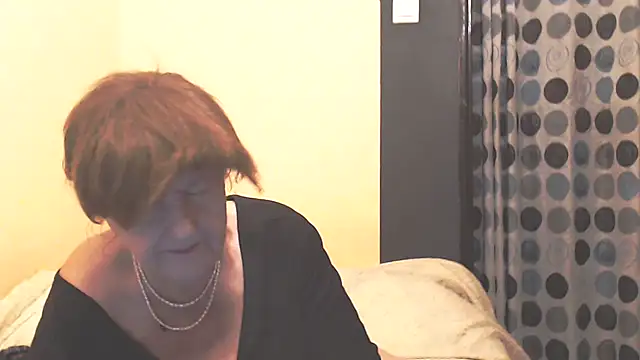 MioritaHard online show from December 3, 2025, 9:57 pm