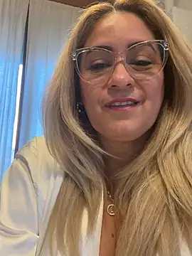 x elena x online show from February 10, 2025, 11:46 am