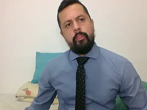 TRIISTAN KING10 online show from March 6, 2025, 8:27 pm