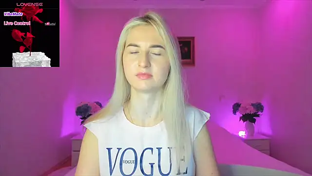 AnnaCarrera online show from January 9, 2025, 10:31 pm