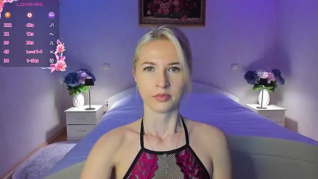Snapshot of AnnaCarrera chatting on May 11, 2026, 7:00 pm AnnaCarrera online show from May 11, 2026, 7:00 pm