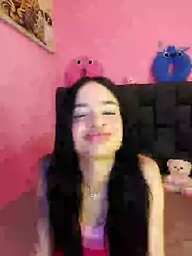 Snapshot of secretgreisy_ chatting on December 10, 2024, 10:49 am secretgreisy online show from December 10, 2024, 10:49 am