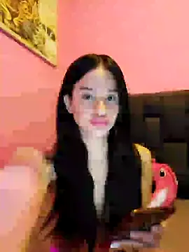 Snapshot of secretgreisy_ chatting on December 18, 2024, 10:40 am secretgreisy online show from December 18, 2024, 10:40 am