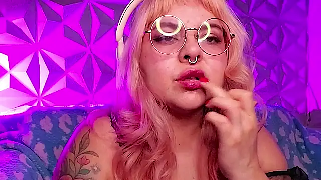 Satyn doll online show from April 4, 2026, 12:42 am