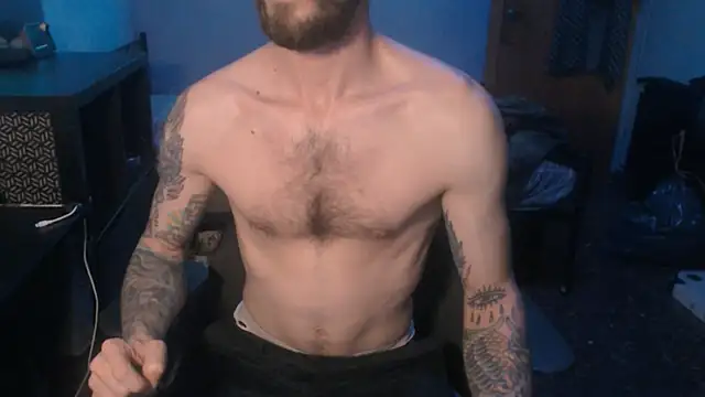 Snapshot of SexxxyLouis chatting on February 6, 2025, 5:19 pm SexxxyLouis online show from February 6, 2025, 5:19 pm