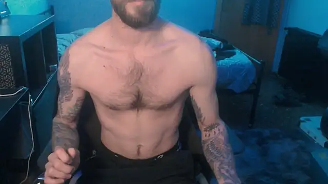 Snapshot of SexxxyLouis chatting on February 11, 2025, 1:30 pm SexxxyLouis online show from February 11, 2025, 1:30 pm