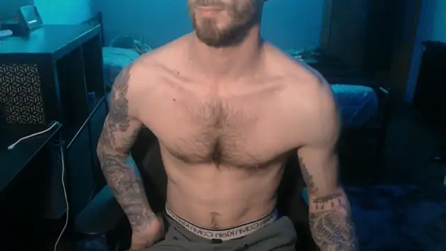 Snapshot of SexxxyLouis chatting on February 19, 2025, 8:31 pm SexxxyLouis online show from February 19, 2025, 8:31 pm