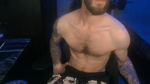 Snapshot of SexxxyLouis chatting on May 23, 2026, 7:46 am SexxxyLouis online show from May 23, 2026, 7:46 am