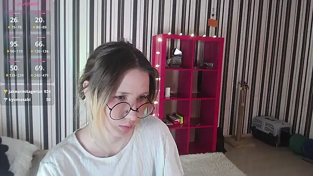  Hanna Moon  online show from January 22, 2025, 12:27 pm