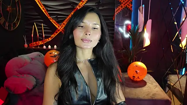 ErikaSoft online show from October 29, 2025, 1:35 pm