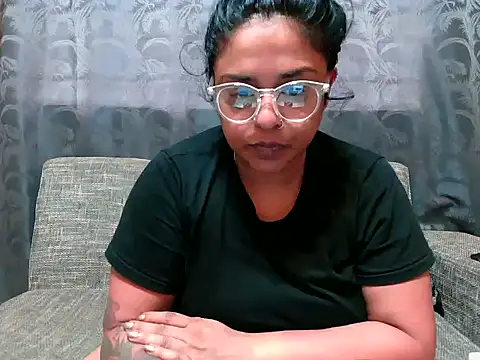 indianishkq7 online show from December 28, 2024, 8:16 am