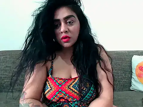 indianishkq7 online show from October 12, 2025, 9:52 am