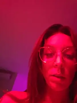 LilyOrion online show from May 16, 2026, 12:29 am
