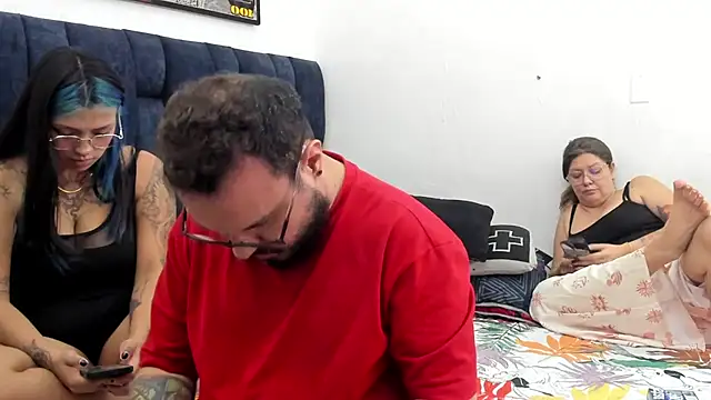 Snapshot of sgmr chatting on October 25, 2025, 2:35 pm sgmr online show from October 25, 2025, 2:35 pm