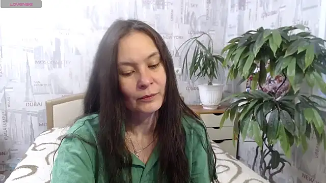 GinaQSoul online show from May 11, 2026, 4:04 pm