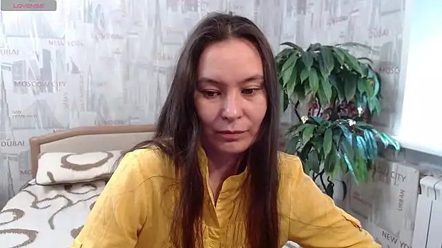 GinaQSoul online show from June 17, 2026, 7:22 am