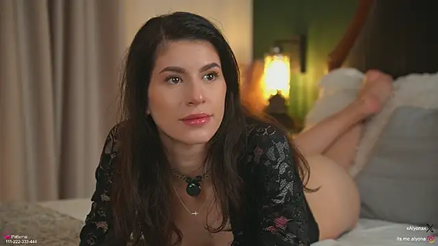 AlyonaX online show from January 5, 2026, 8:23 pm