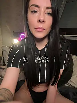 Carmen Monroe online show from March 6, 2026, 11:23 pm