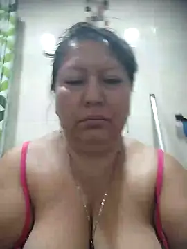Snapshot of Brenda_Berck_ chatting on February 12, 2026, 9:48 am Brenda Berck online show from February 12, 2026, 9:48 am