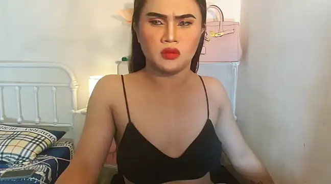 Snapshot of JustineBIGCUM chatting on March 4, 2025, 10:24 am JustineBIGCUM online show from March 4, 2025, 10:24 am