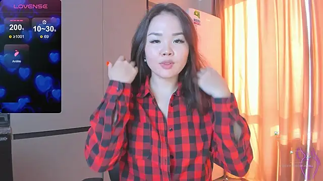 Snapshot of azure_moon2 chatting on September 22, 2025, 9:44 am azure moon2 online show from September 22, 2025, 9:44 am