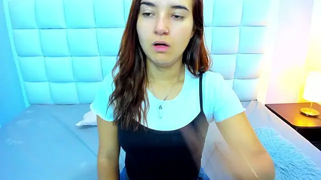 teresasroom  online show from March 11, 2026, 1:39 pm